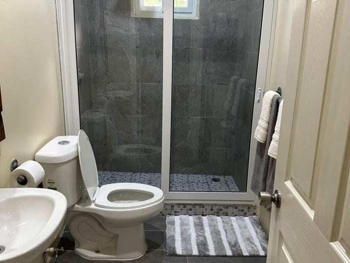 Image No.16-2 Bed House for sale