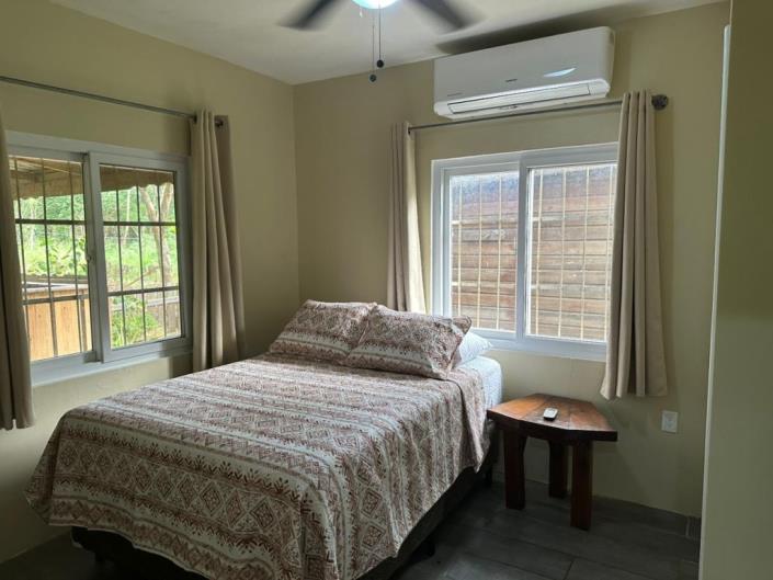 Image No.11-2 Bed House for sale