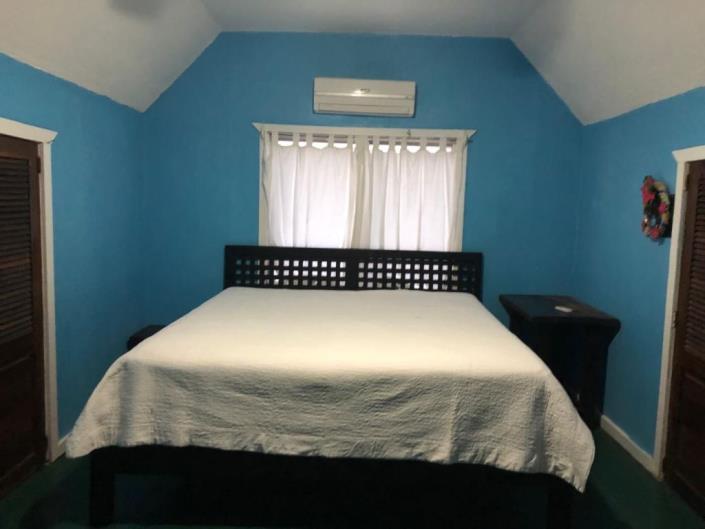 Image No.5-5 Bed House for sale