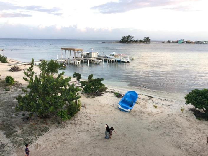 Image No.2-5 Bed House for sale