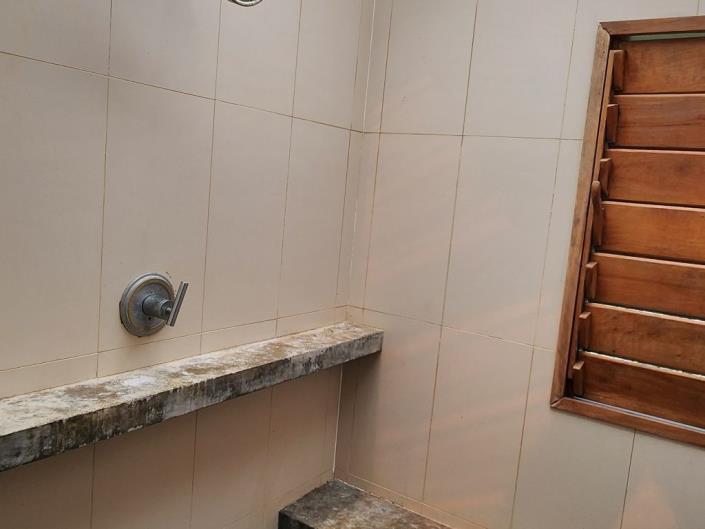 Image No.25-3 Bed House for sale