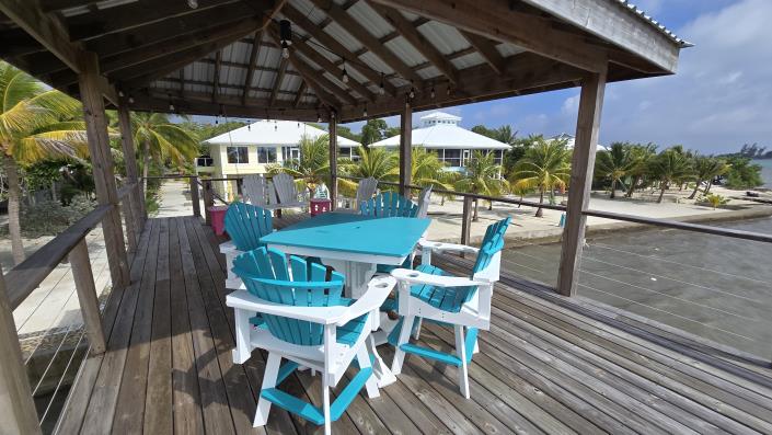 Image No.11-3 Bed House for sale