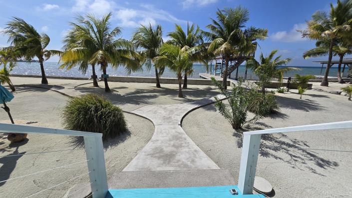 Image No.9-3 Bed House for sale