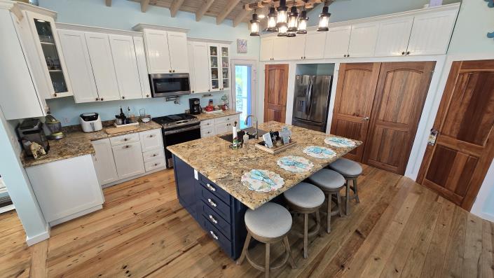 Image No.26-3 Bed House for sale