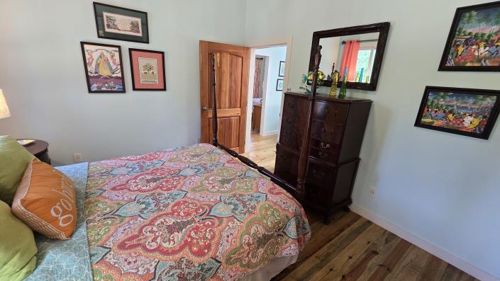 Image No.44-3 Bed House for sale