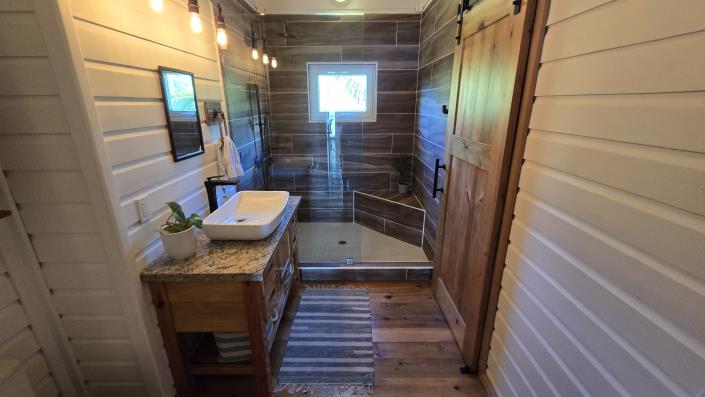 Image No.21-3 Bed House for sale