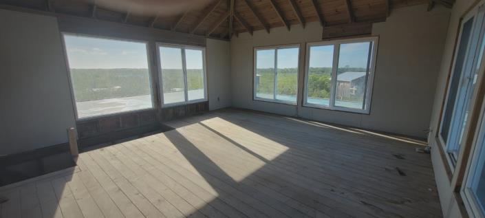 Image No.25-4 Bed House for sale