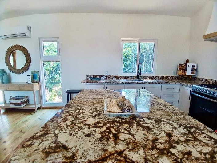 Image No.6-2 Bed House for sale