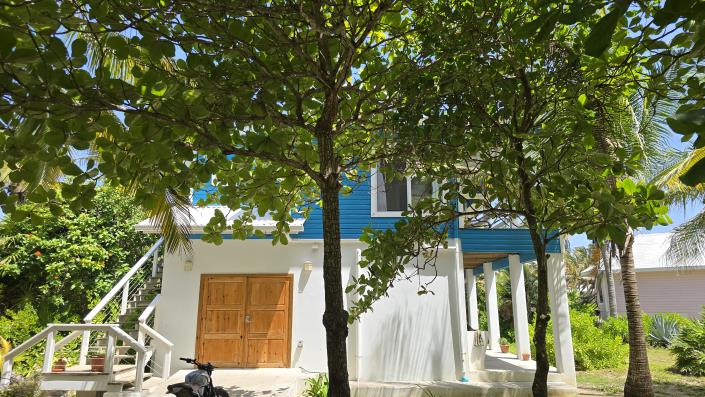 Image No.13-3 Bed House for sale