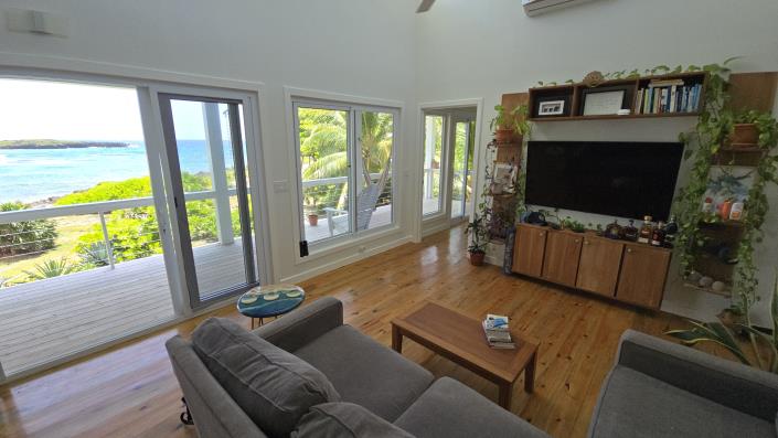 Image No.11-3 Bed House for sale