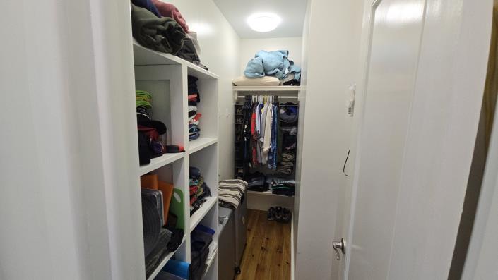 Image No.25-3 Bed House for sale