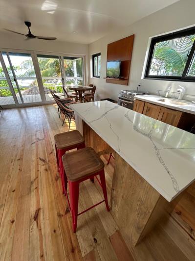 Image No.9-2 Bed House for sale