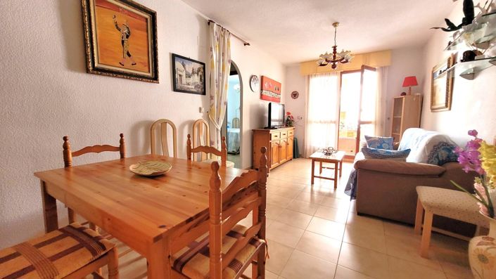 Image No.1-Appartement de 2 chambres à vendre à Torrevieja