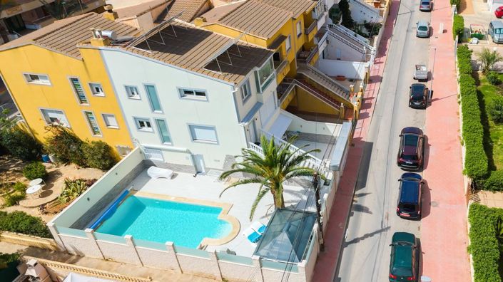 Image No.1-Propriété de 4 chambres à vendre à Torrevieja