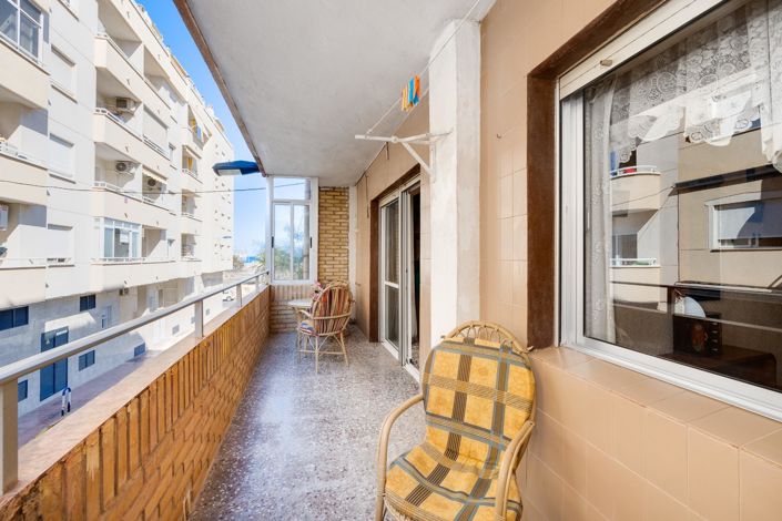Image No.1-3 Bed Apartment for sale