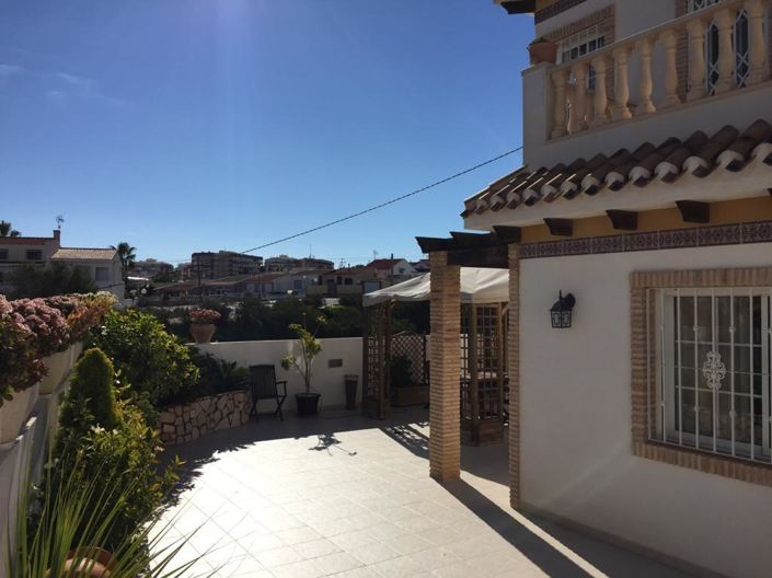 Image No.1-3 Bed Villa for sale