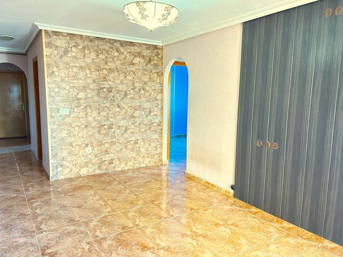 Image No.1-Appartement de 2 chambres à vendre à Torrevieja