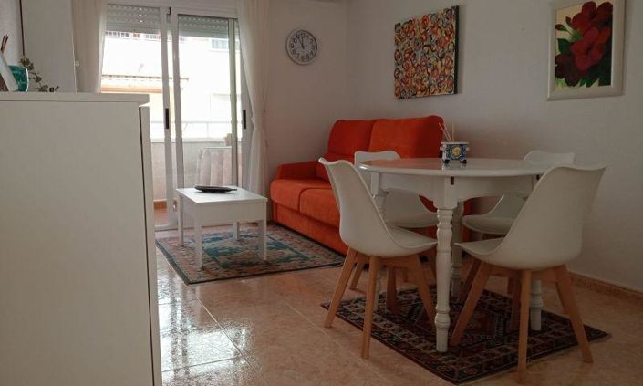 Image No.1-Appartement de 2 chambres à vendre à Torrevieja
