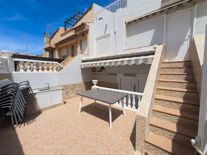 Image No.1-3 Bed Property for sale
