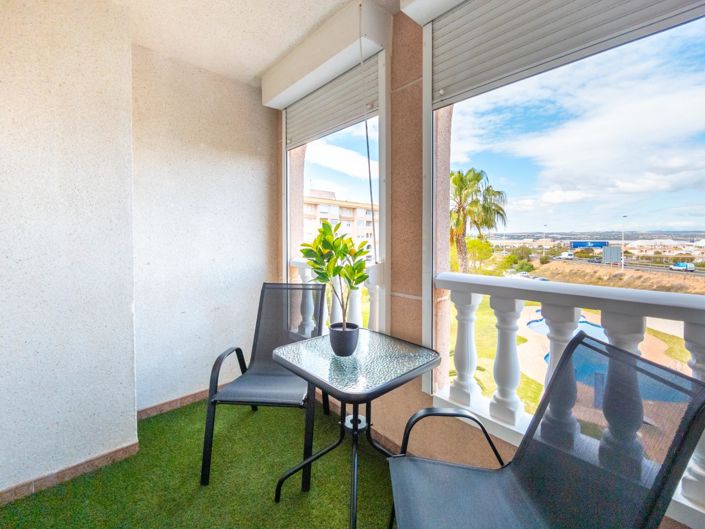 Image No.1-Appartement de 2 chambres à vendre à Torrevieja