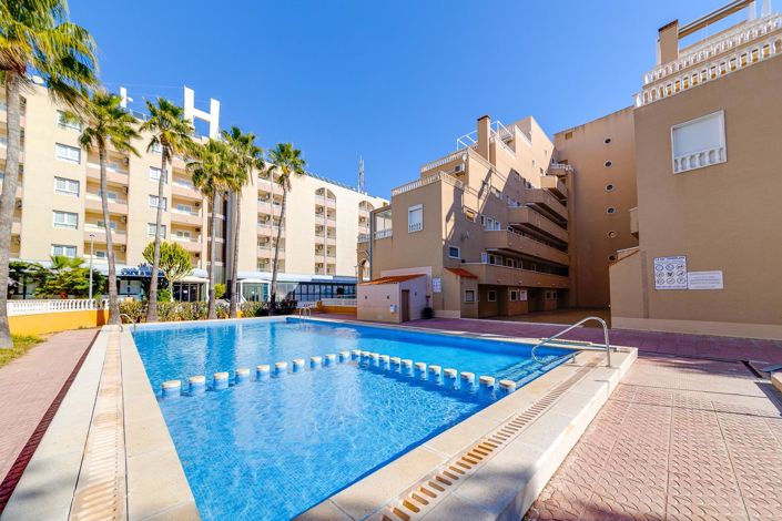 Image No.1-Appartement de 2 chambres à vendre à Torrevieja