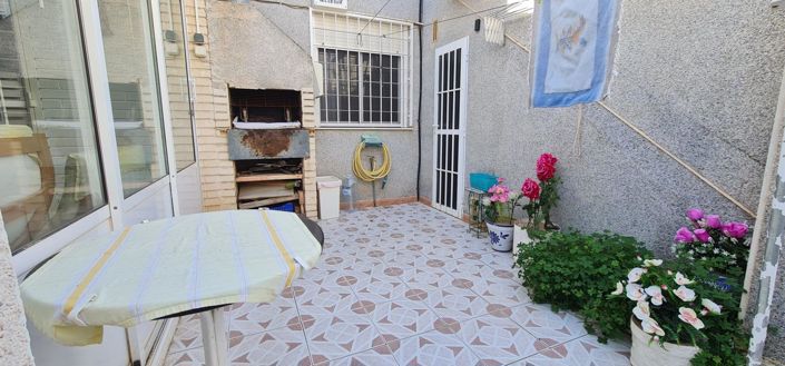 Image No.1-Maison de 3 chambres à vendre à Torrevieja