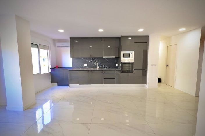 Image No.1-3 Bed Apartment for sale