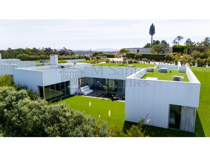 Image No.2-4 Bed House for sale