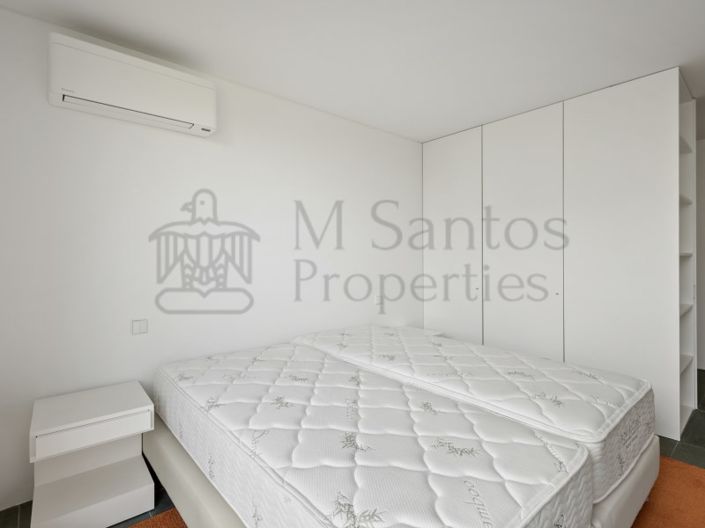 Image No.23-4 Bed House for sale