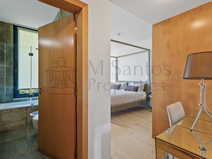 Image No.13-2 Bed House for sale