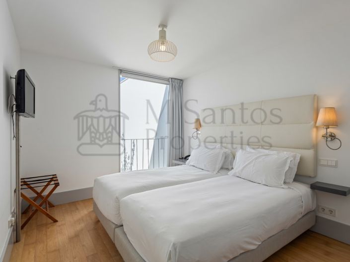 Image No.13-3 Bed House for sale