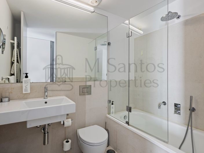 Image No.14-3 Bed House for sale