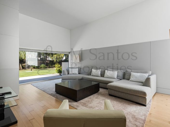 Image No.4-3 Bed House for sale