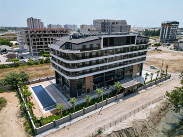 Exterior 3
