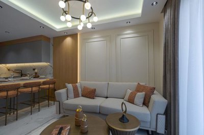 Interior 4