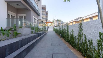 Exterior 7