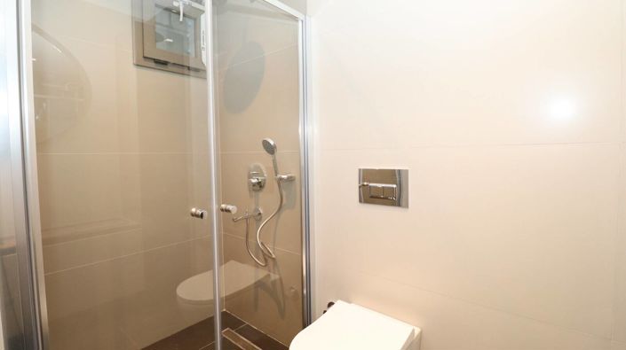 Image No.70-4 Bed Apartment for sale