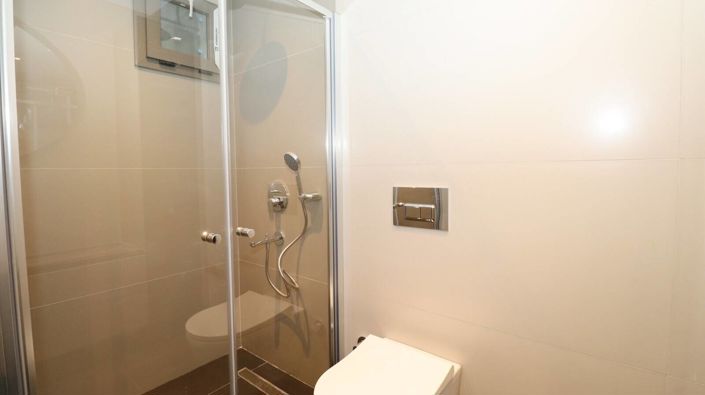 Image No.71-4 Bed Apartment for sale