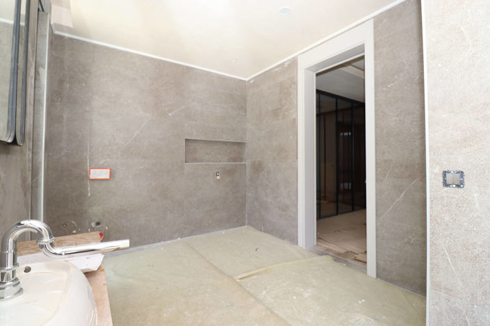 Image No.77-6 Bed House/Villa for sale