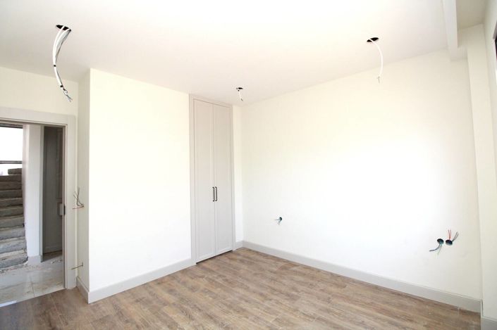 Image No.69-4 Bed House/Villa for sale