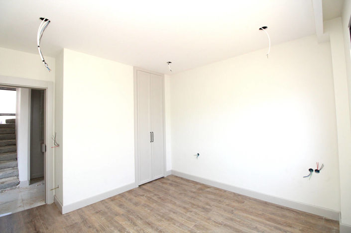 Image No.70-4 Bed House/Villa for sale