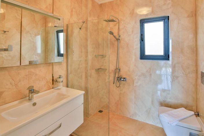 Image No.33-5 Bed House/Villa for sale