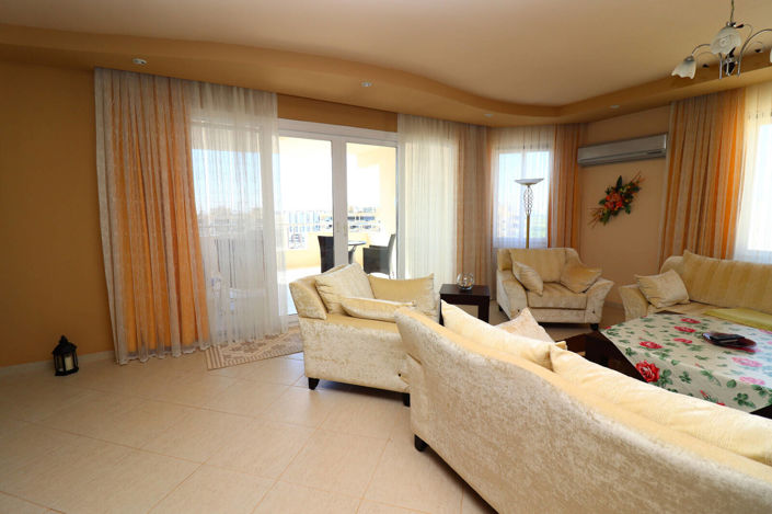 Image No.17-3 Bed Apartment for sale