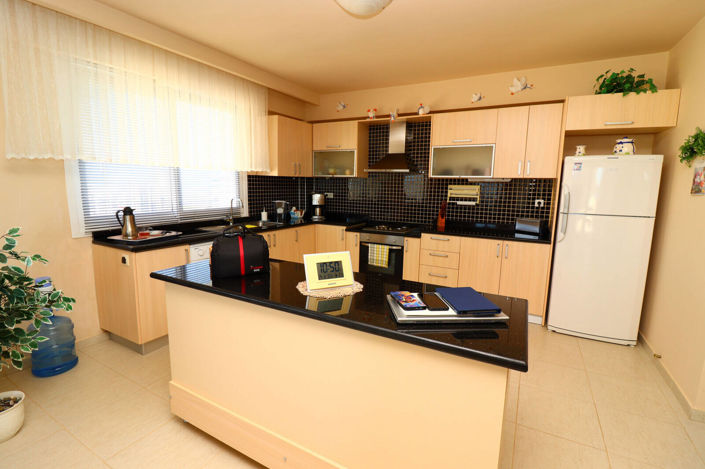 Image No.19-3 Bed Apartment for sale