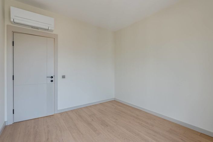 Image No.33-1 Bed Apartment for sale