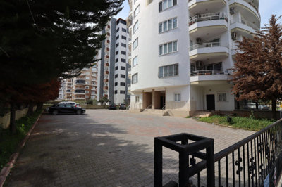 Exterior 5