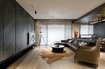 Interior 2