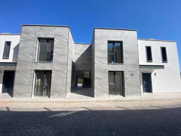 Exterior 1