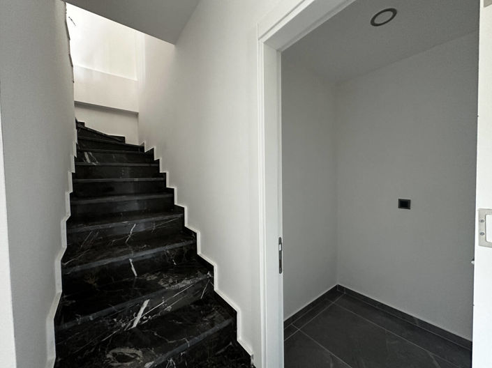 Image No.17-1 Bed Apartment for sale