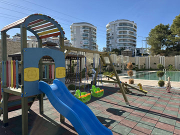 Exterior 4